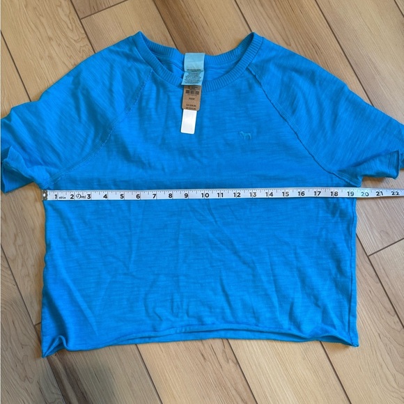 PINK Victoria's Secret Vibrant Blue Short Sleeve Tee - Picture 5 of 6
